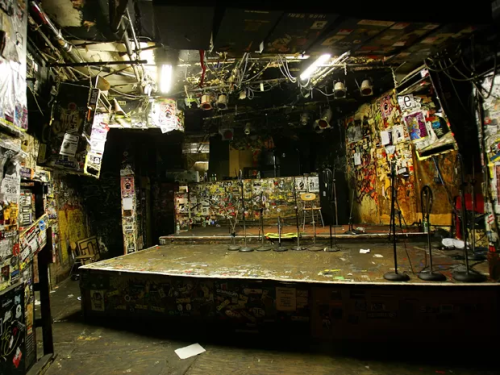 CBGB---Buhne-06.png